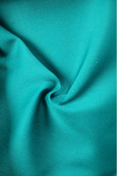 SD-KGYE  T/C  32*32  130*70     2/1 GREEN 45度照